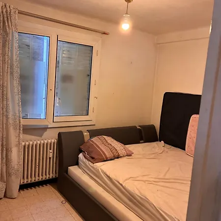 Ali アパート モンペリエ